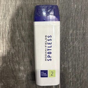 Rodan + Fields Spotless Acne Treatment step 2